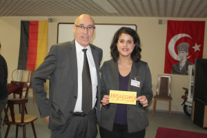 SPD-Vorsitzender Eberhard Grötsch und Veranstaltungsmoderatorin Homaira Mansury (stellvertretende SPD-Vorsitzende)