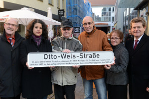 Stadtrat Hans Werner Loew, SPD-Bundestagskandidatin Homaira Mansury, der stellv. Vorsitzende der WürzburgSPD Peter Dlugosch mit dem Vorsitzenden Prof. Eberhard Grötsch, Bürgermeisterin Marion Schäfer-Blake und Oberbürgermeister Georg Rosenthal